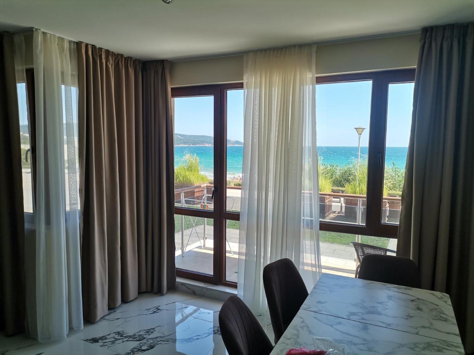 Zigrabay Lovely Appartments 프리모르스코 외부 사진